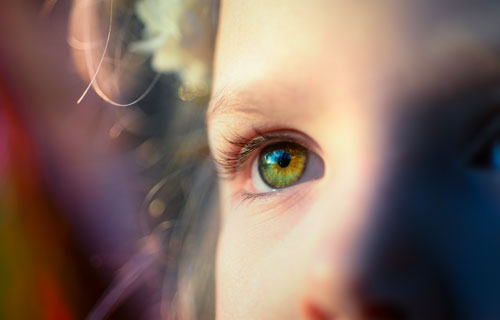 En France, 1 enfant sur 5 a une mauvaise vision non ou mal corrigée, et parmi les troubles observés, la myopie est en forte augmentation